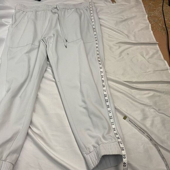 New Calia by Carrie Underwood Trapunto Joggers Pants Gray Cotton Women’s XXL NWT - Picture 9 of 11